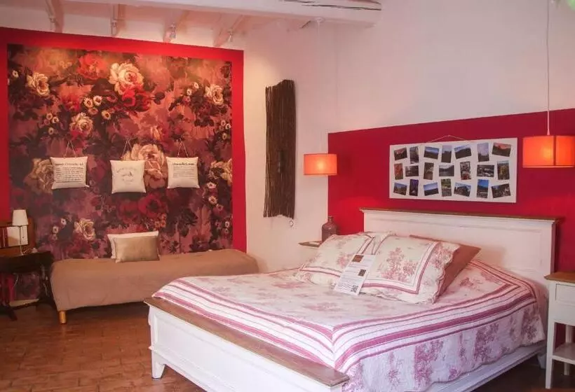 Aamiaismajoitus (B&B) La Paillère Chambres D Hôtes