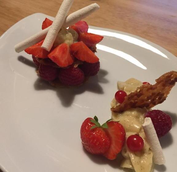 ベッドアンドブレックファースト Le Colombier