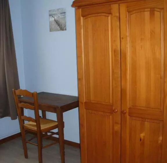 ベッドアンドブレックファースト Les Chambres D Ebalet