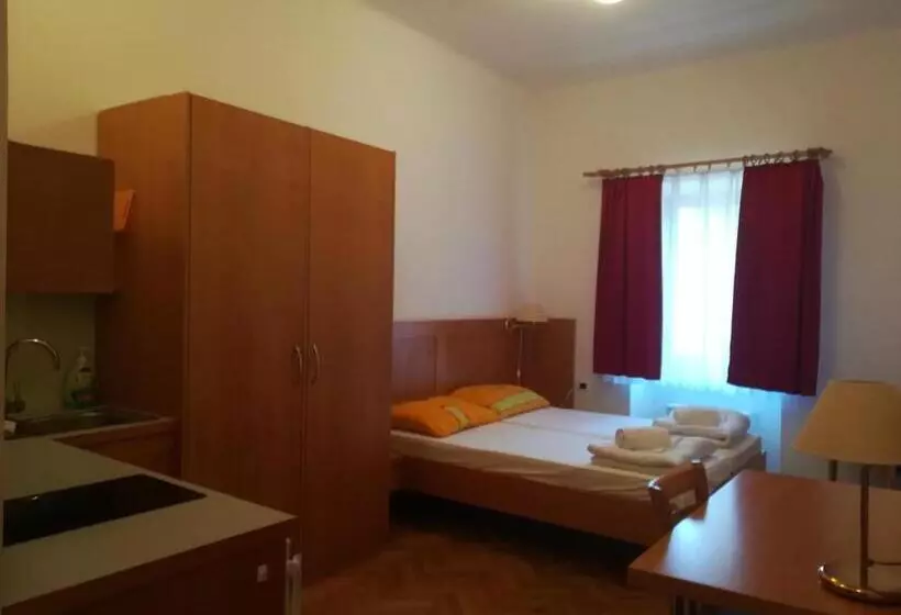 Hostel Sveta Ana