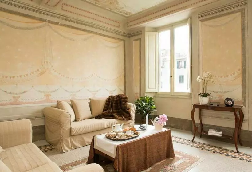ペンション Altido Palazzo Piazza Mazzini
