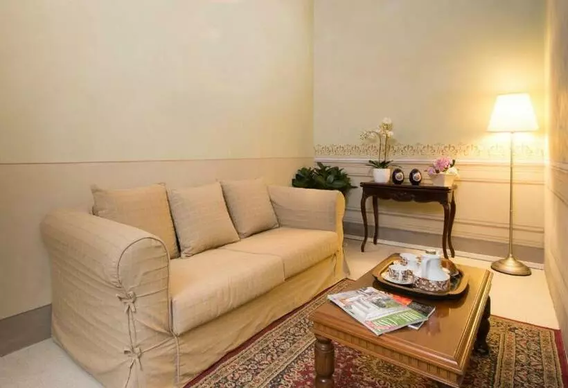 ペンション Altido Palazzo Piazza Mazzini