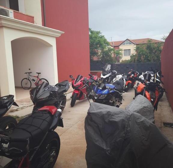 ペンション Entula