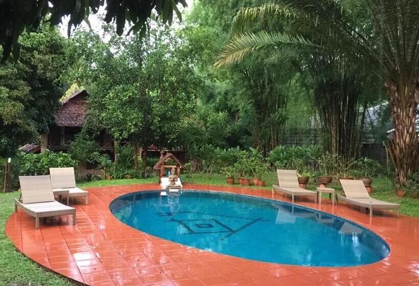 פנסיון Sang Tong Huts