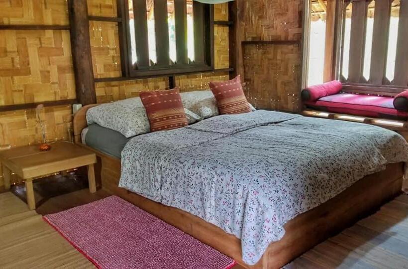 פנסיון Sang Tong Huts