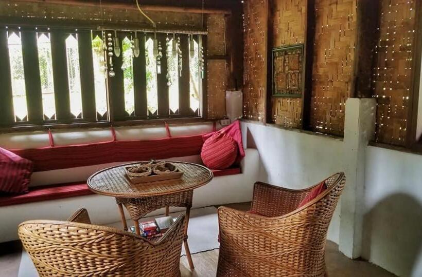 פנסיון Sang Tong Huts