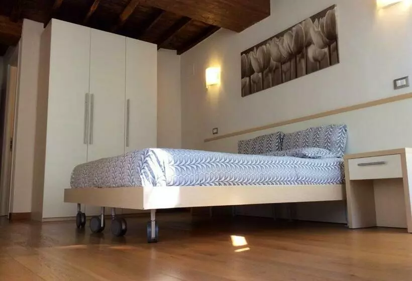 ユースホステル La Dolce Vita