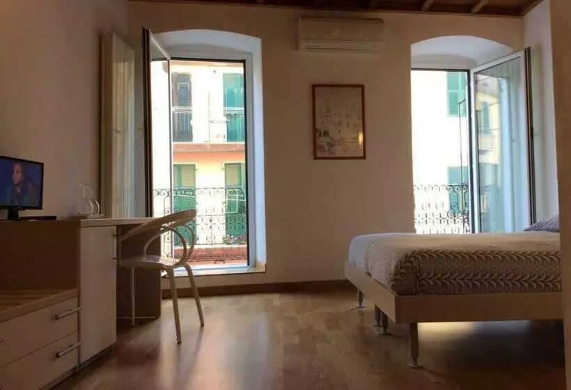 ユースホステル La Dolce Vita