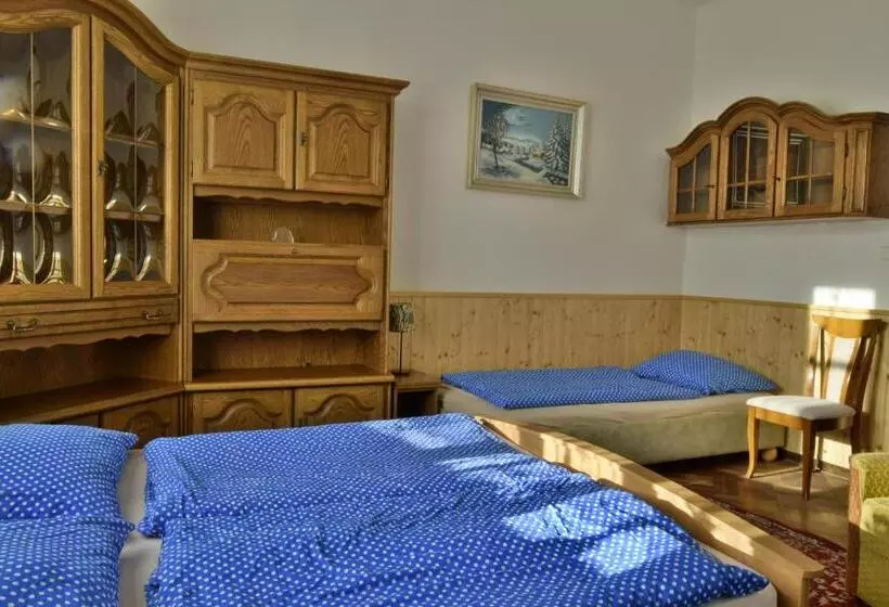 Majatalo Chalupa U Potoka