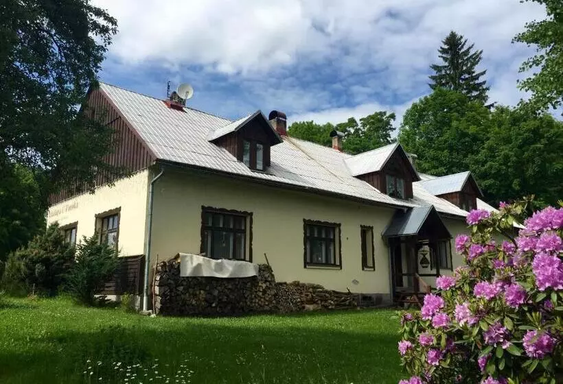 Majatalo Chalupa U Potoka