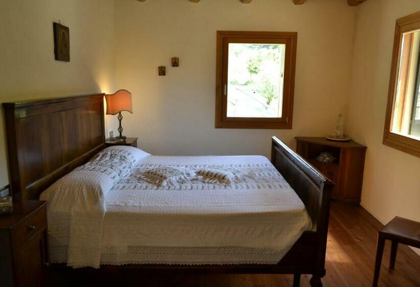 צימר Casale La Rocchetta