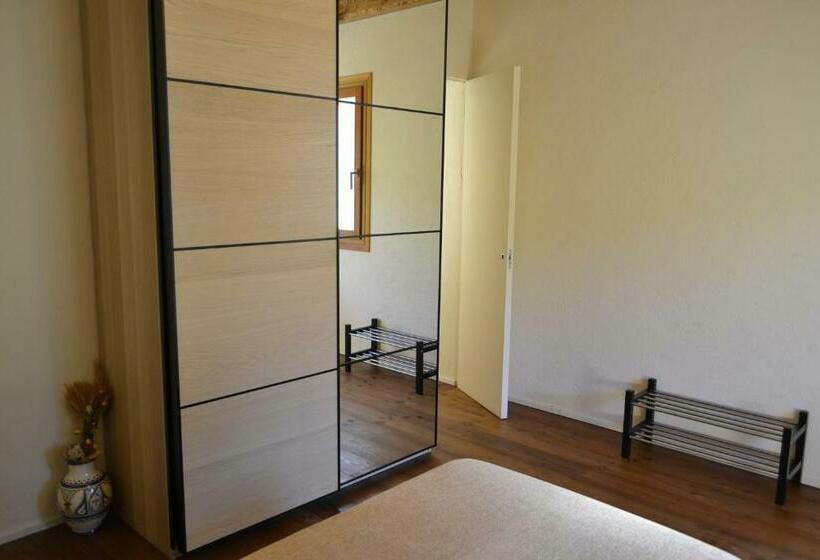 צימר Casale La Rocchetta