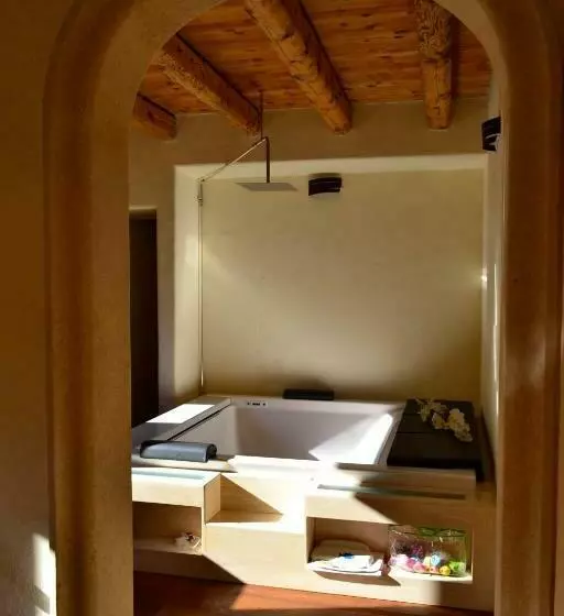 Aamiaismajoitus (B&B) Casale La Rocchetta