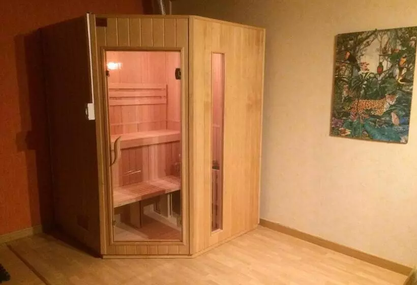 Aamiaismajoitus (B&B) Domaine Du Val De Soux