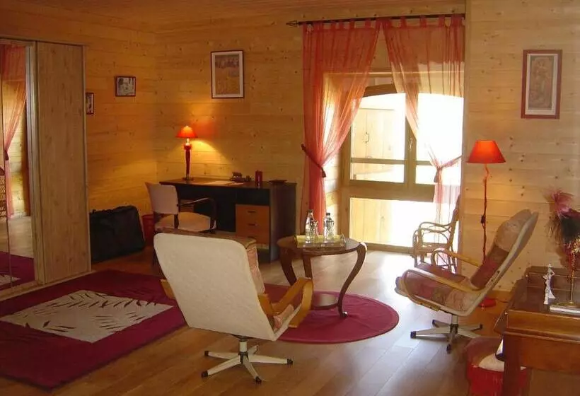 Aamiaismajoitus (B&B) Domaine Du Val De Soux