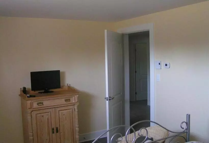 Nowak S Own B&b