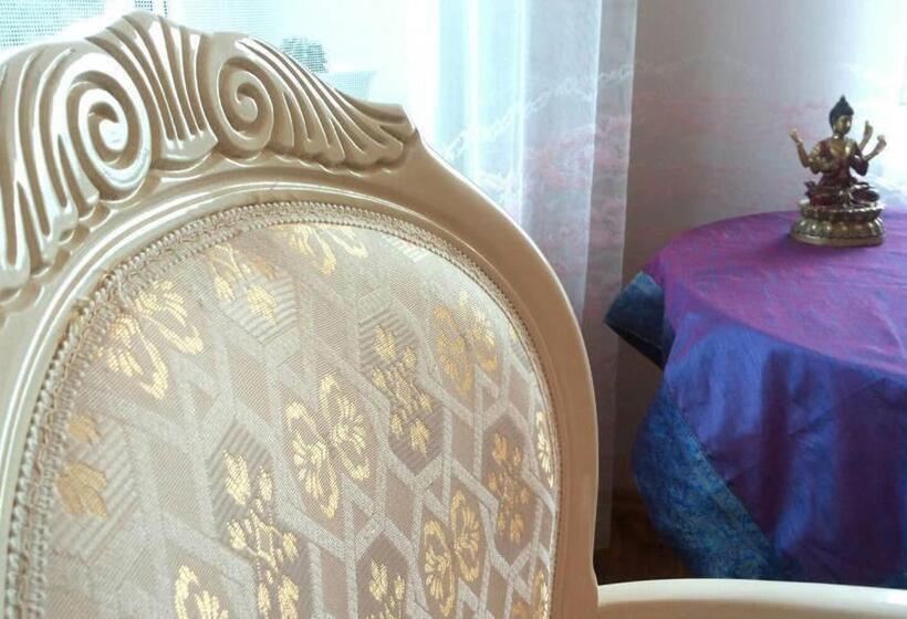 بنسيون Irena Family House