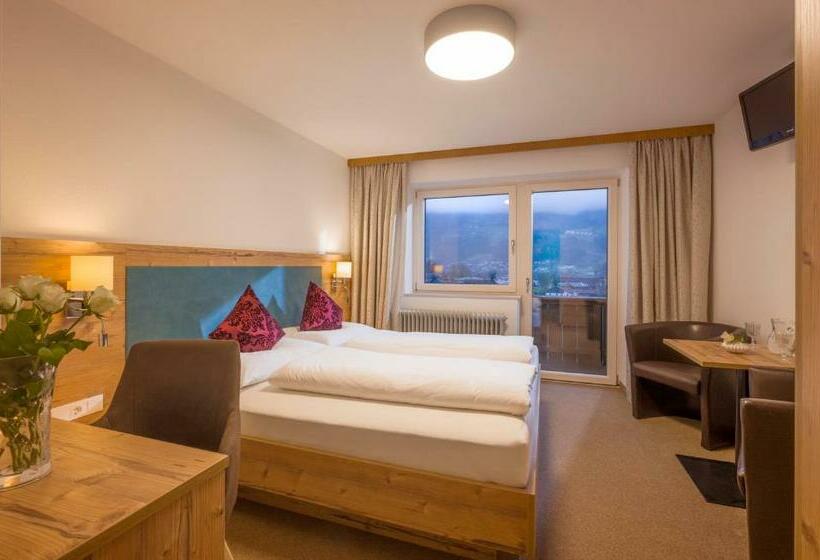 ペンション Johannishof