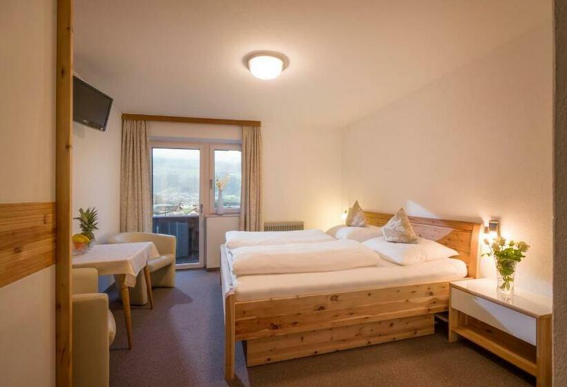 ペンション Johannishof