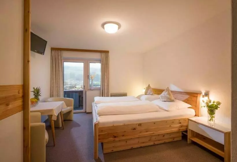 ペンション Johannishof