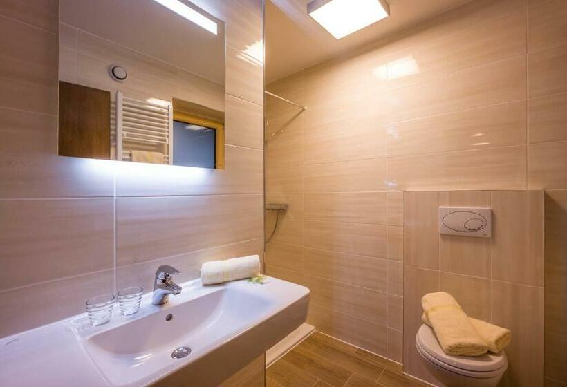 ペンション Johannishof