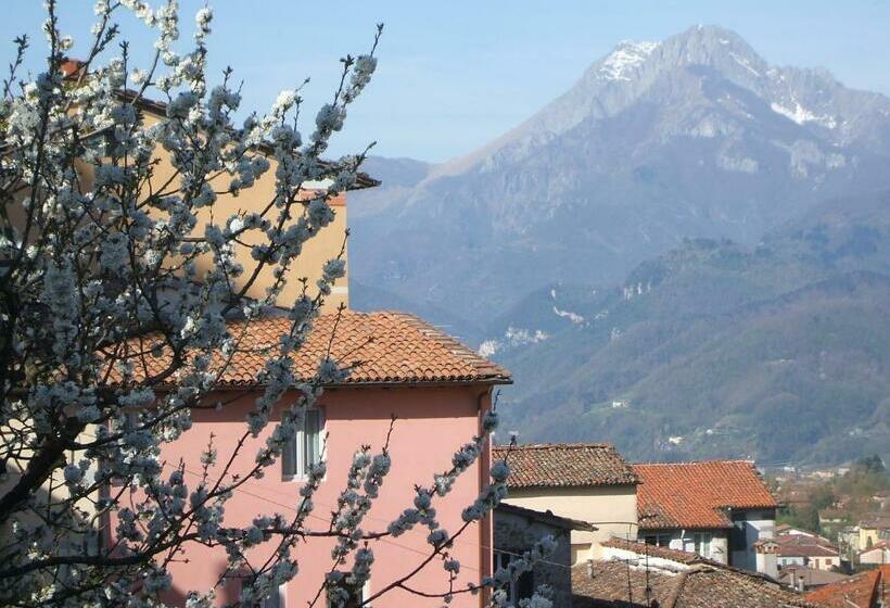פנסיון Nel Cielo... Di Barga