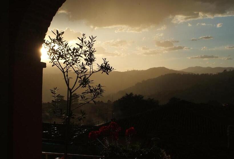 פנסיון Nel Cielo... Di Barga