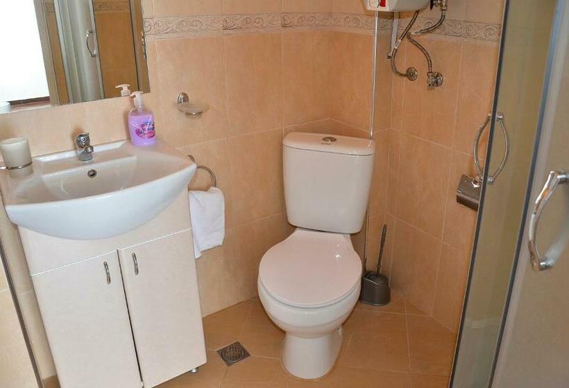 פנסיון Villa Joy