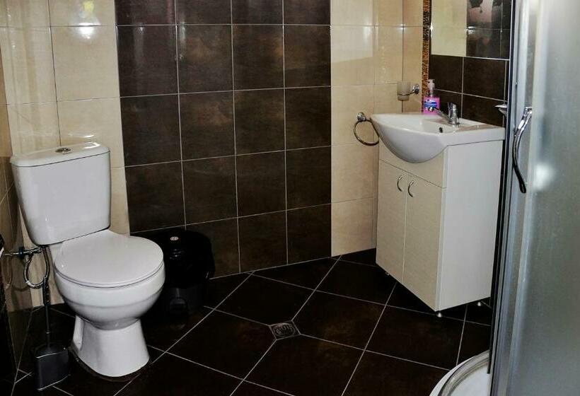 פנסיון Villa Joy