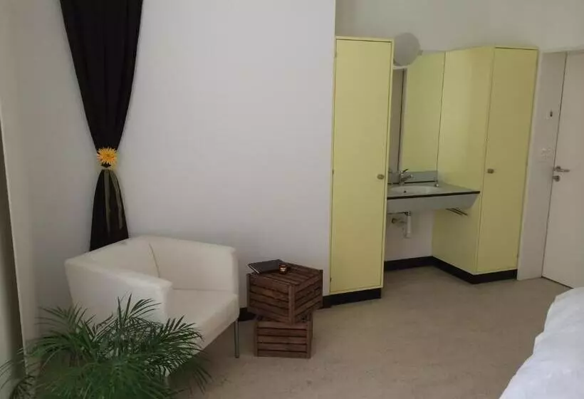 B&b Im Herzen Von Biel