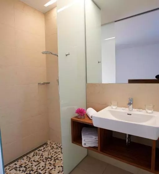 Aamiaismajoitus (B&B) Gästehaus Elisabeth Weinhandl