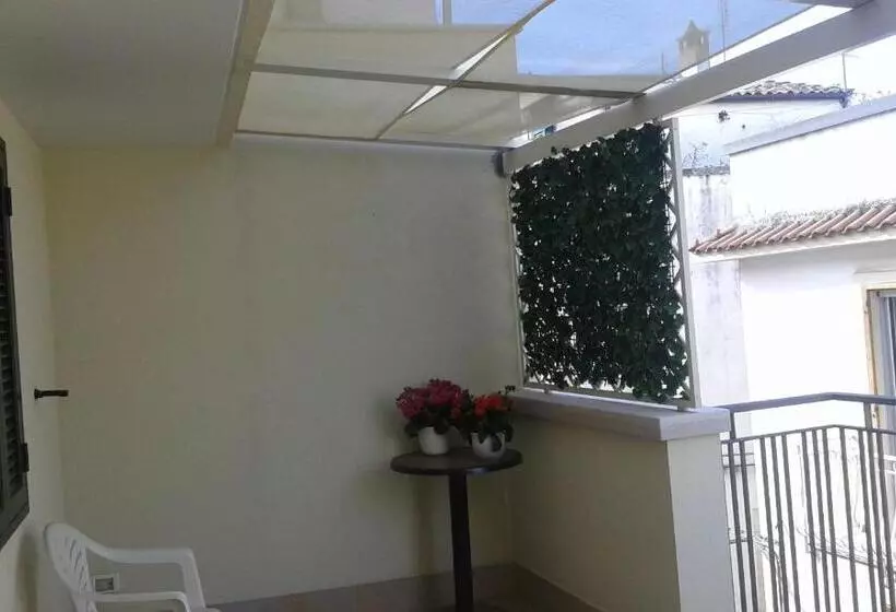 Aamiaismajoitus (B&B) Portantica