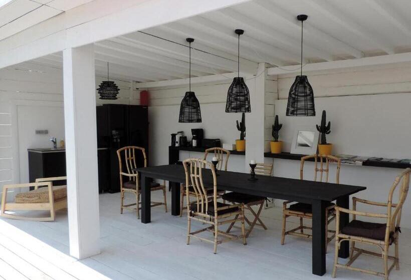 تختخواب و صبحانه Villa Le Sud