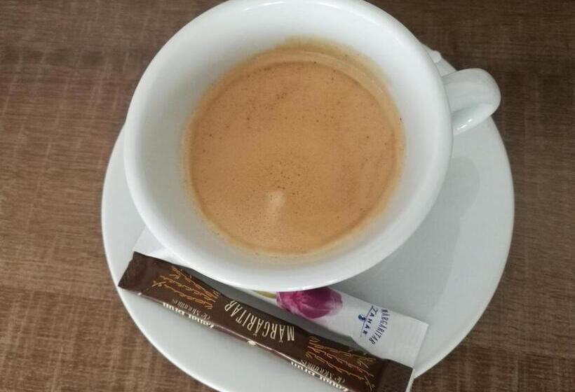 پانسیون Casa Altfel