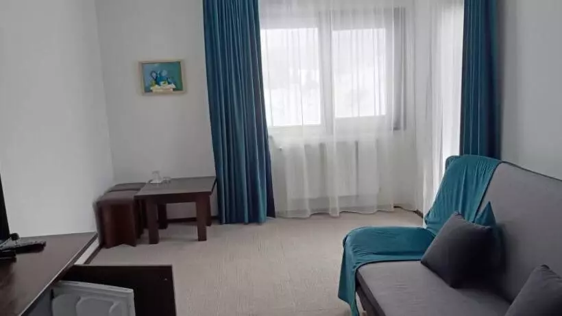 Pensiunea Crai Nou