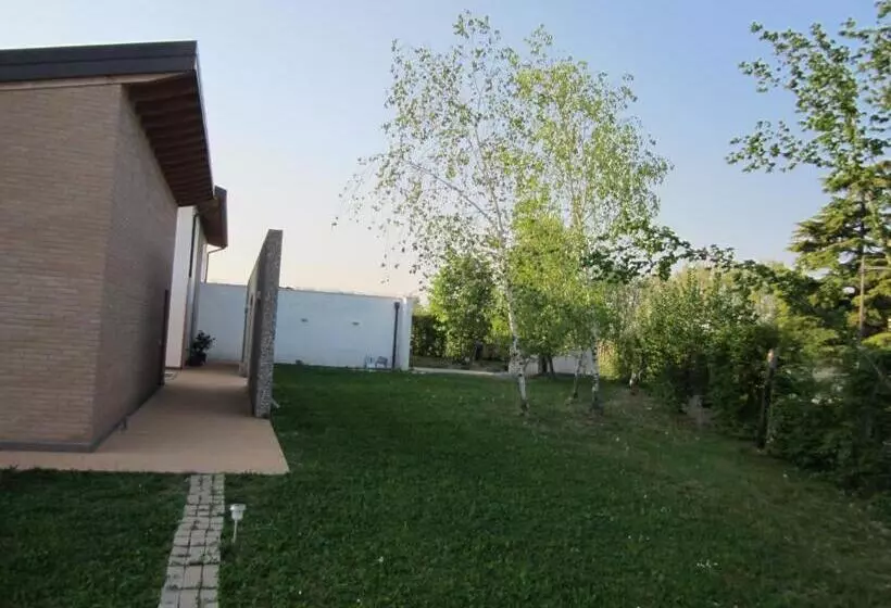 Aamiaismajoitus (B&B) Aganis