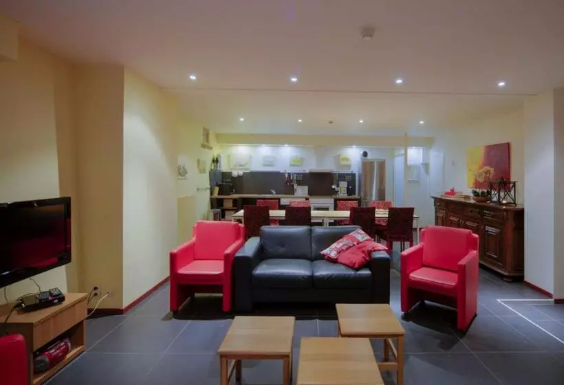 Aamiaismajoitus (B&B) Apartments Cour D Aix