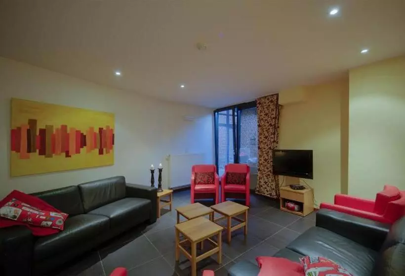 Aamiaismajoitus (B&B) Apartments Cour D Aix