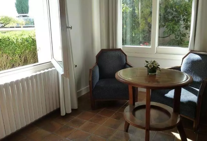 Aamiaismajoitus (B&B) Chambres D Hôtes Le Saleix