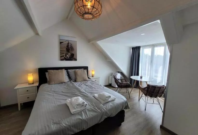 تختخواب و صبحانه Sleep Well Ness Domburg