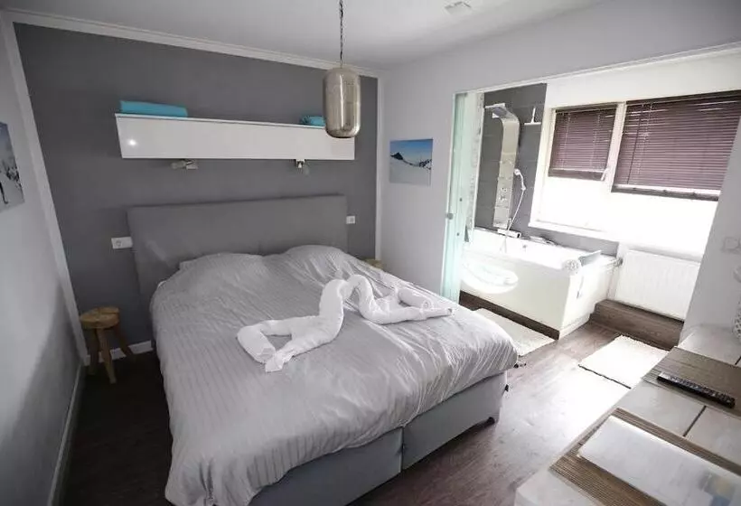 تختخواب و صبحانه Sleep Well Ness Domburg