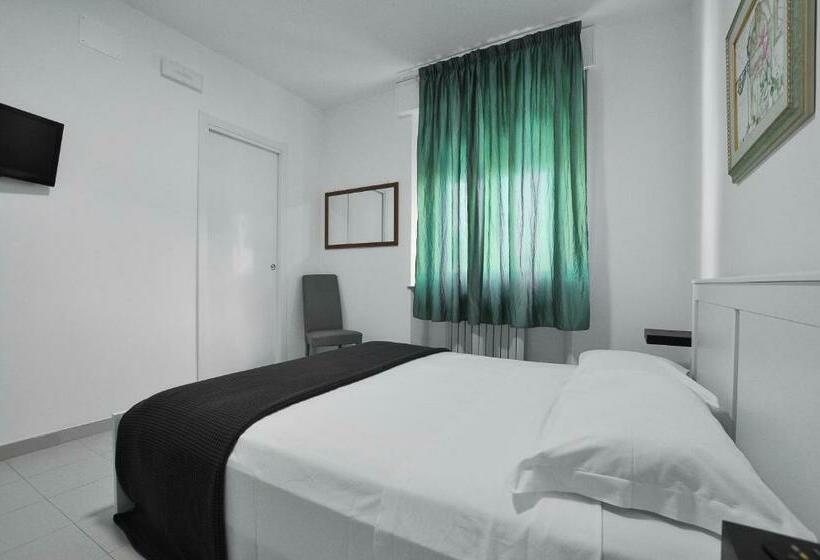 ペンション Giorgia Tassi Affittacamere