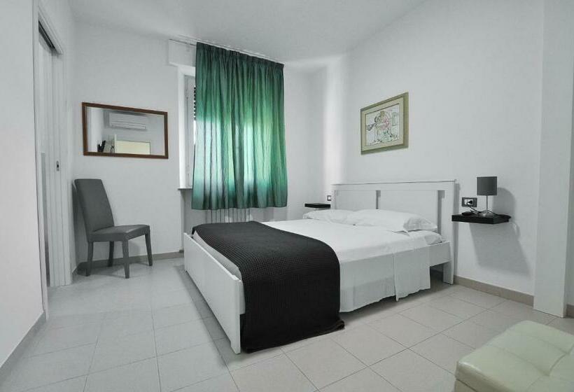 ペンション Giorgia Tassi Affittacamere