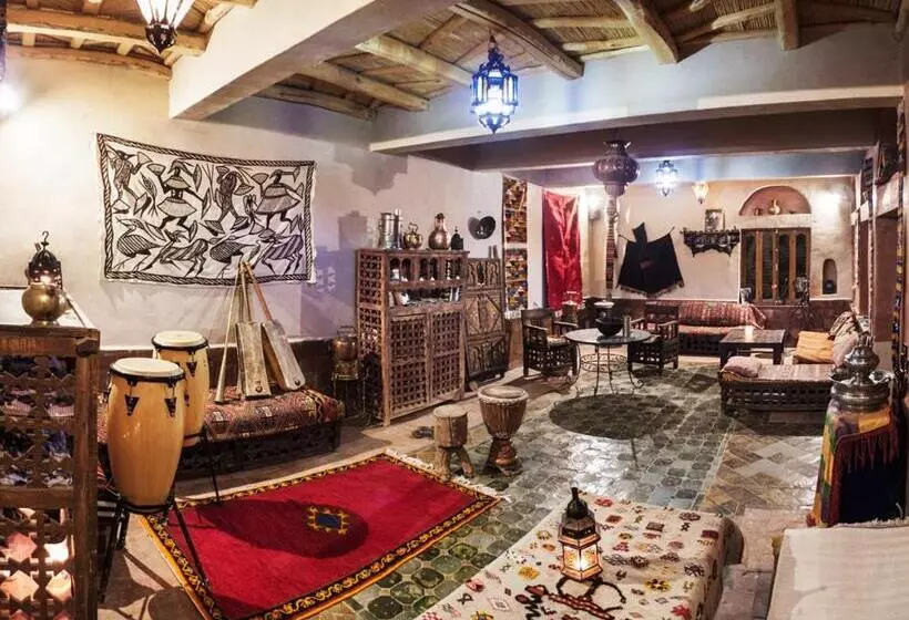 Majatalo Le Chant Des Palmiers