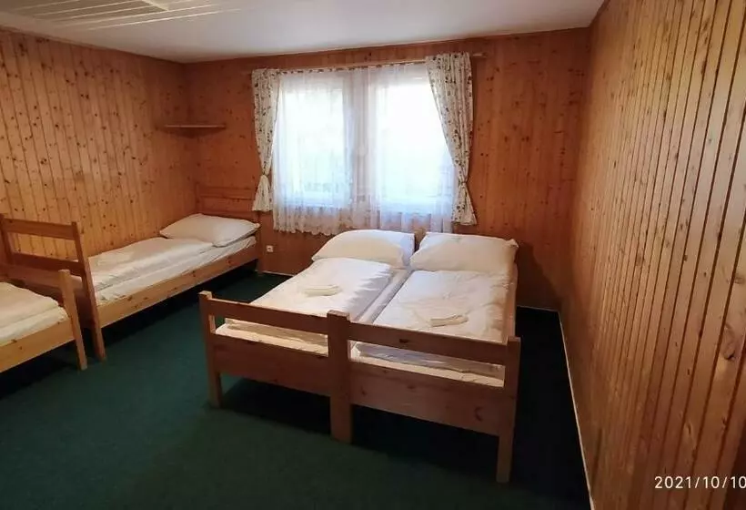 Majatalo Penzion U Rybníka