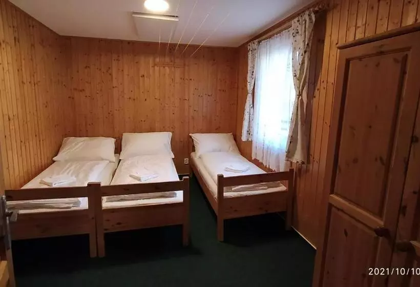 Majatalo Penzion U Rybníka