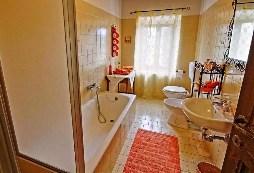 Aamiaismajoitus (B&B) Antica Locanda La Canonica