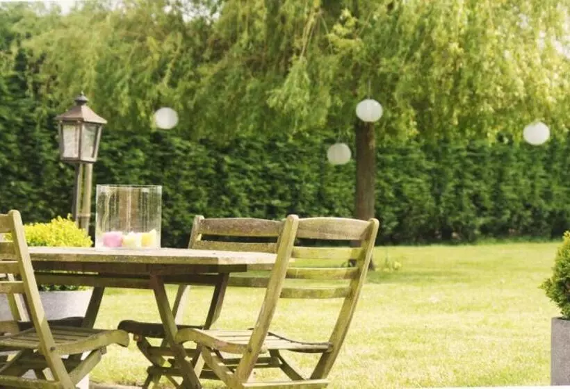 Aamiaismajoitus (B&B) Chambres D Hôtes La Parenthèse