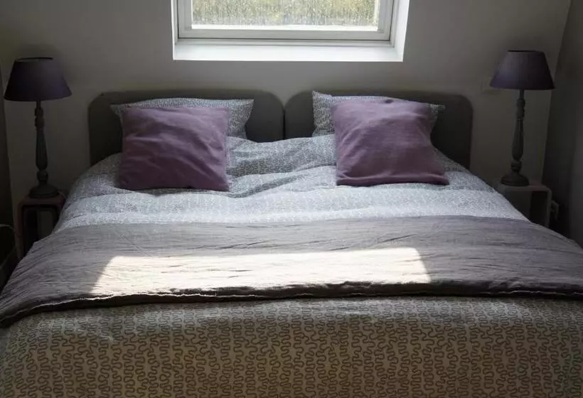 Aamiaismajoitus (B&B) Chambres D Hôtes La Parenthèse