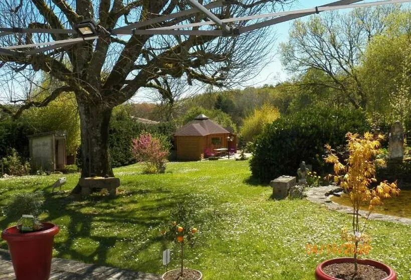 Aamiaismajoitus (B&B) La Vallée Du Cher